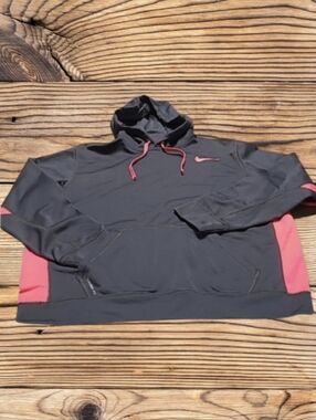 WOMEN'S NIKE THERMA-FIT PULLOVER